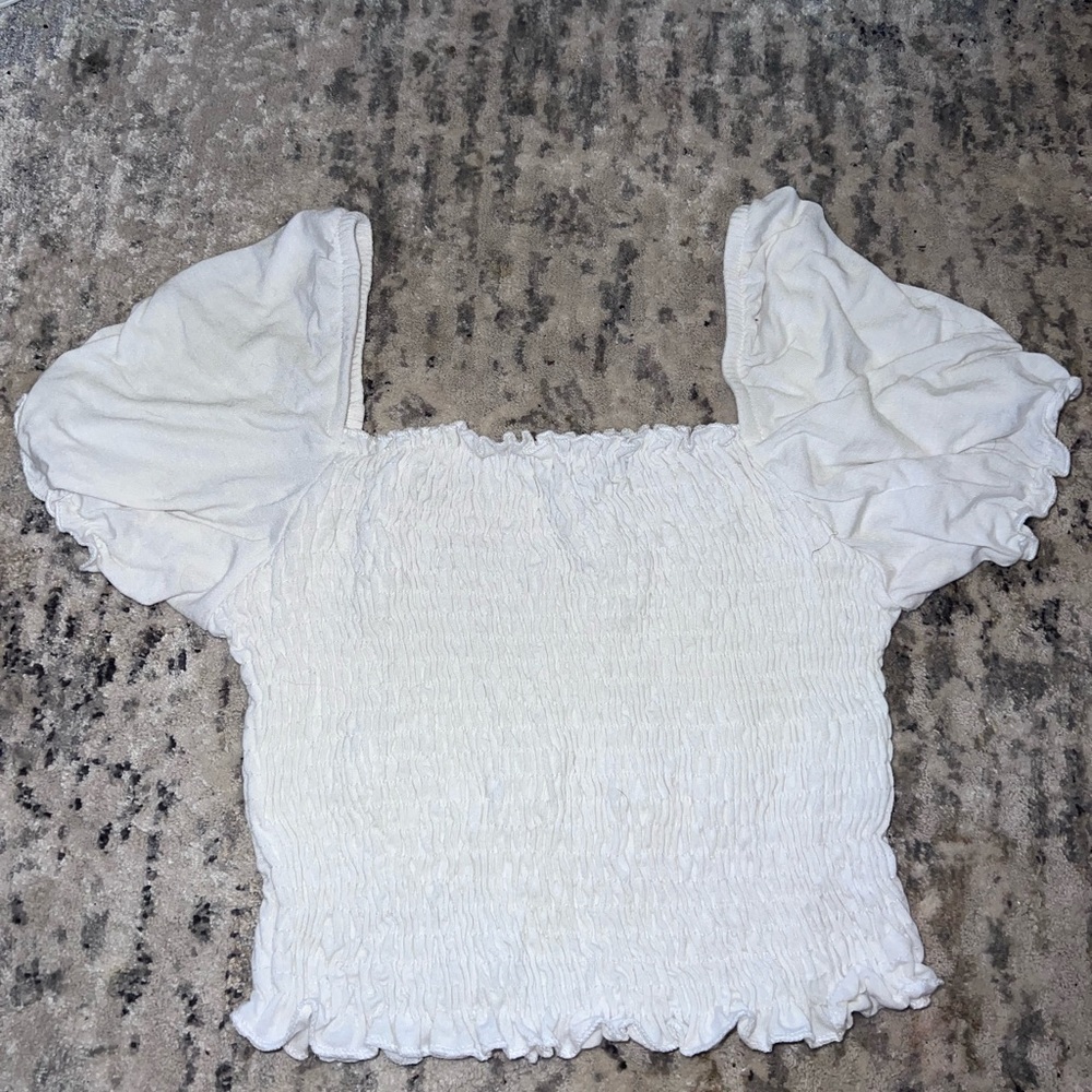 Square neck, cropped, puff sleeve shirt